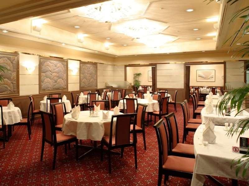 סאיטאמה Palace Hotel Omiya מסעדה תמונה